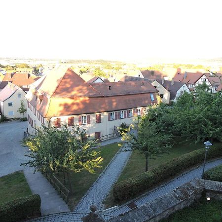 Apartament Turmstueble Im Torhaus Von 1545 Burgbernheim Zewnętrze zdjęcie