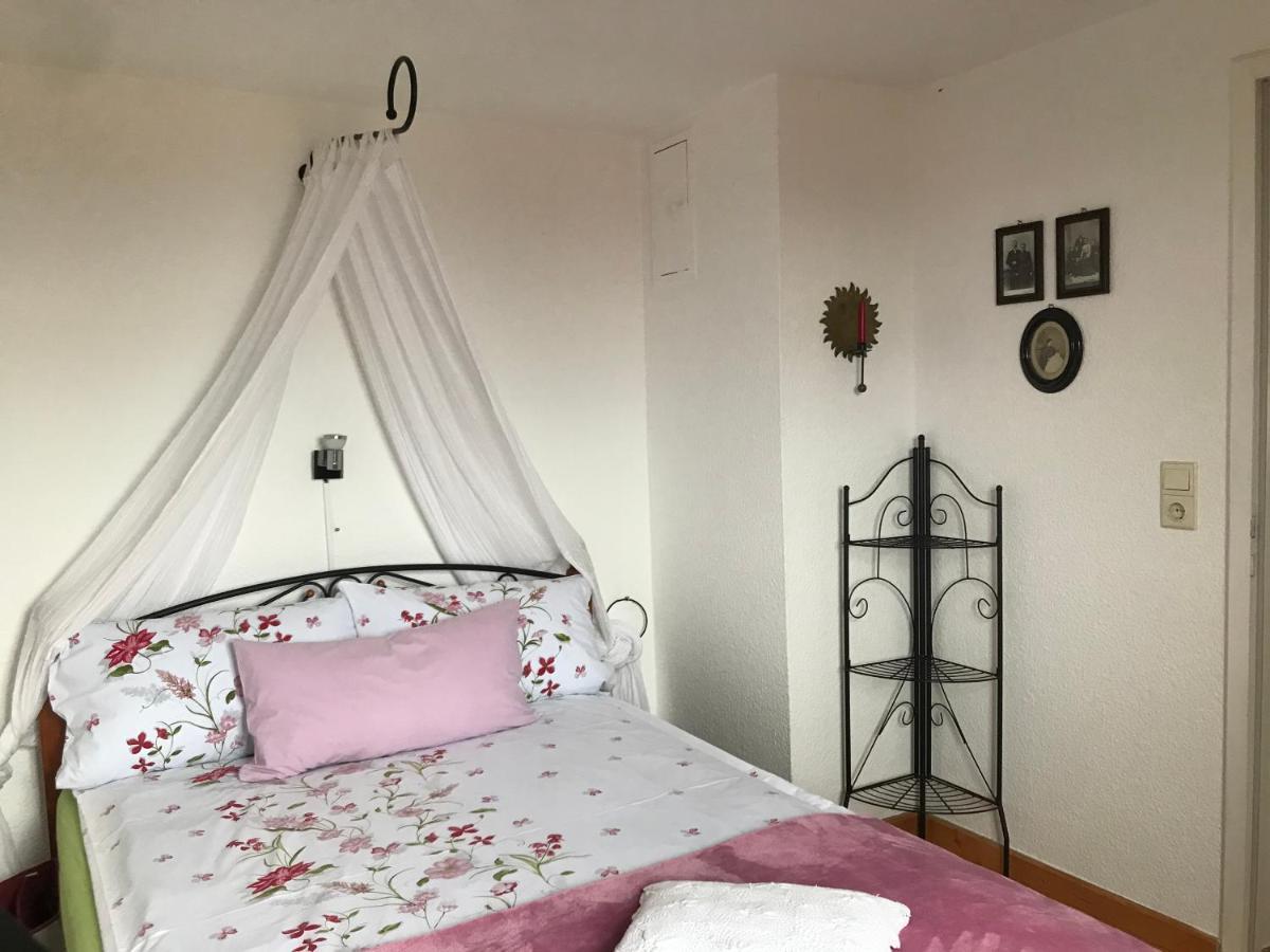 Apartament Turmstueble Im Torhaus Von 1545 Burgbernheim Zewnętrze zdjęcie